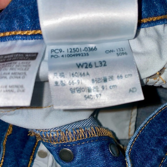 Levi 501 Original Fit Women’s Straight Leg Jeans - Picture 6 of 6